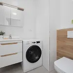 Lejlighed Bright & Modern With Balcony In Bemowo District By Renters Warszawa